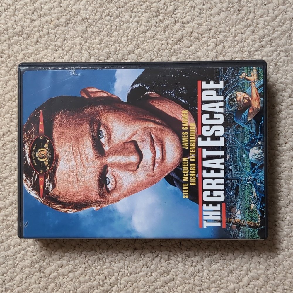DVD BUNDLE - Picture 4 of 13